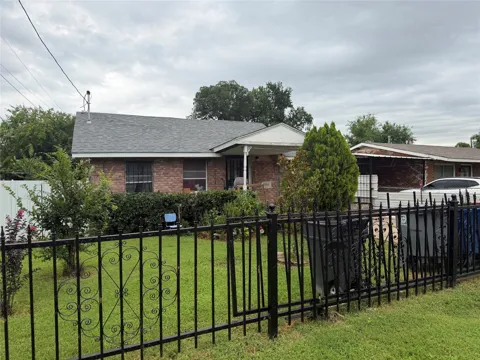 3514 Ingersoll Street