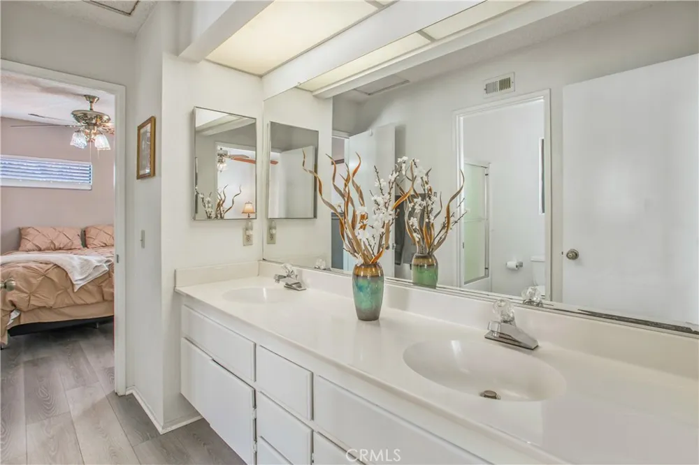 1125 Via Nice Redlands, CA 92374