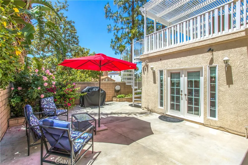 1125 Via Nice Redlands, CA 92374