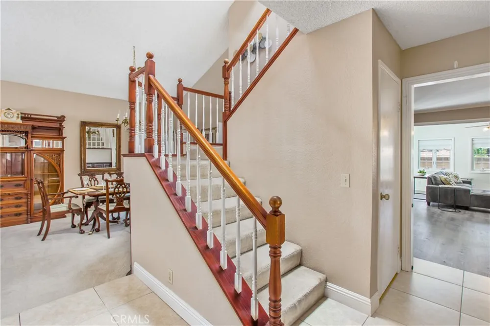 1125 Via Nice Redlands, CA 92374