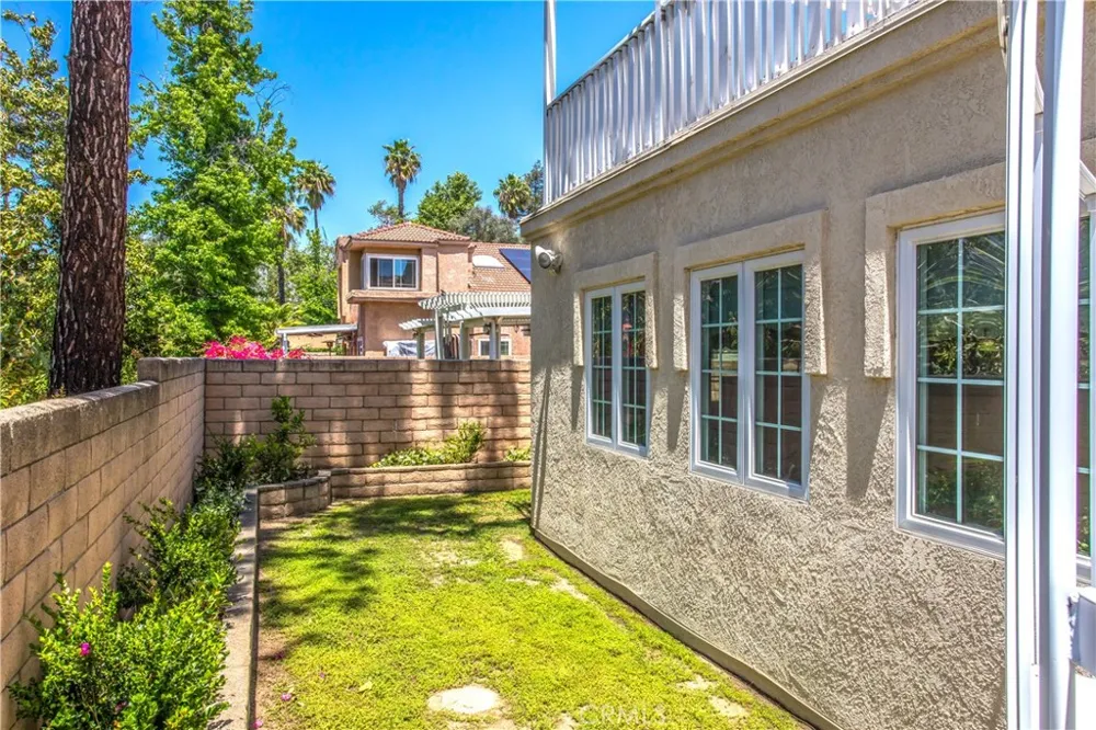 1125 Via Nice Redlands, CA 92374