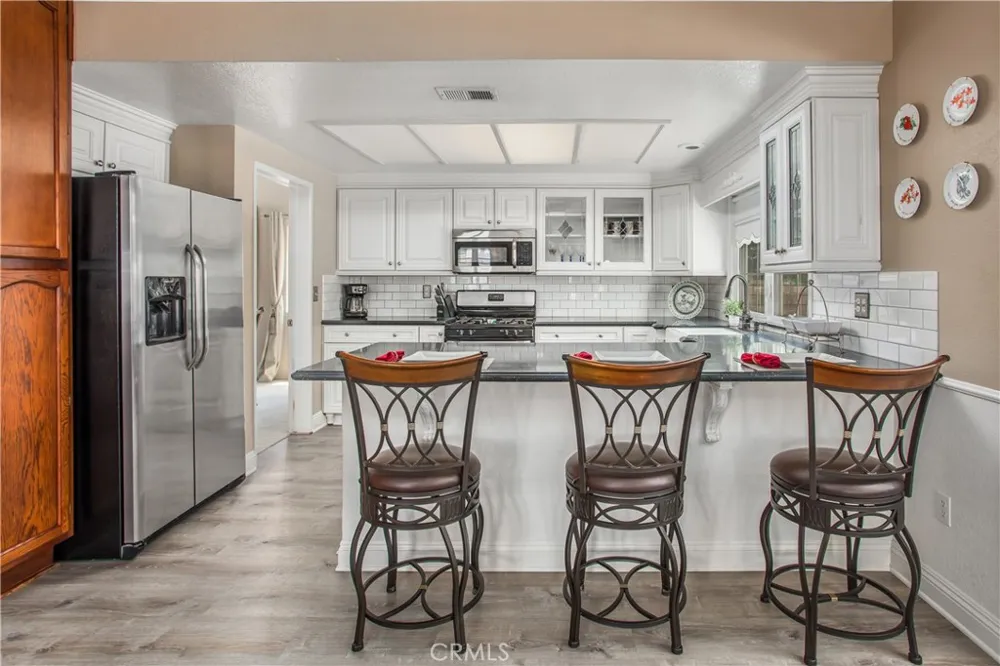 1125 Via Nice Redlands, CA 92374