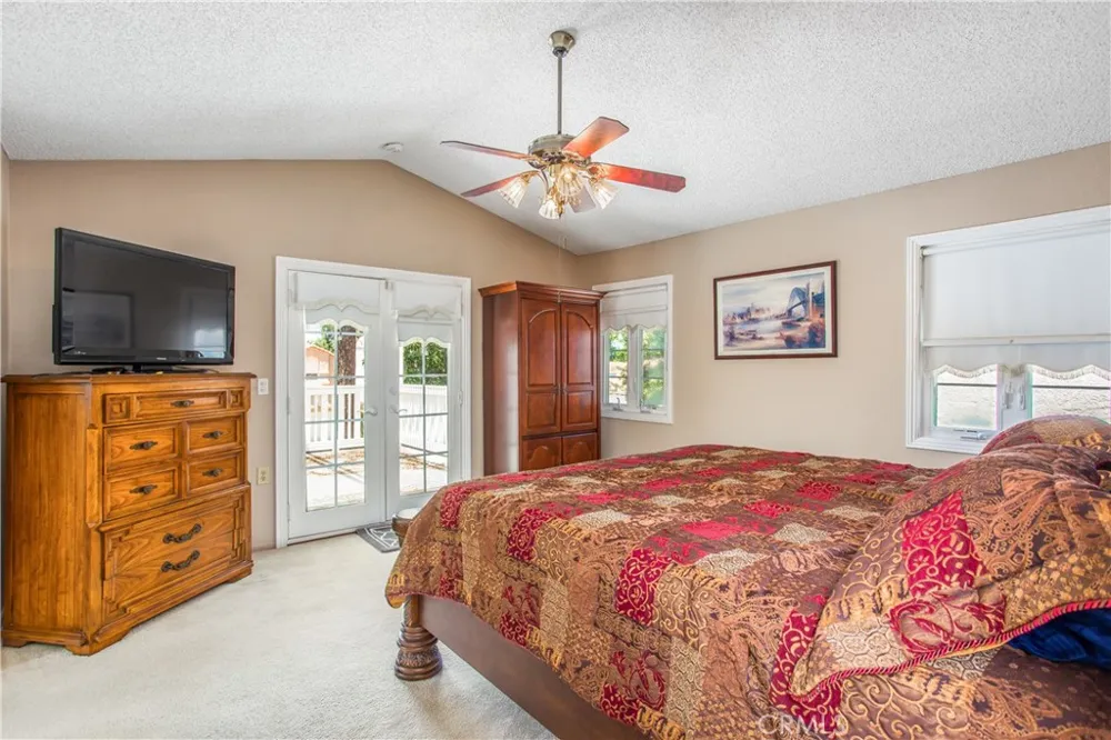 1125 Via Nice Redlands, CA 92374