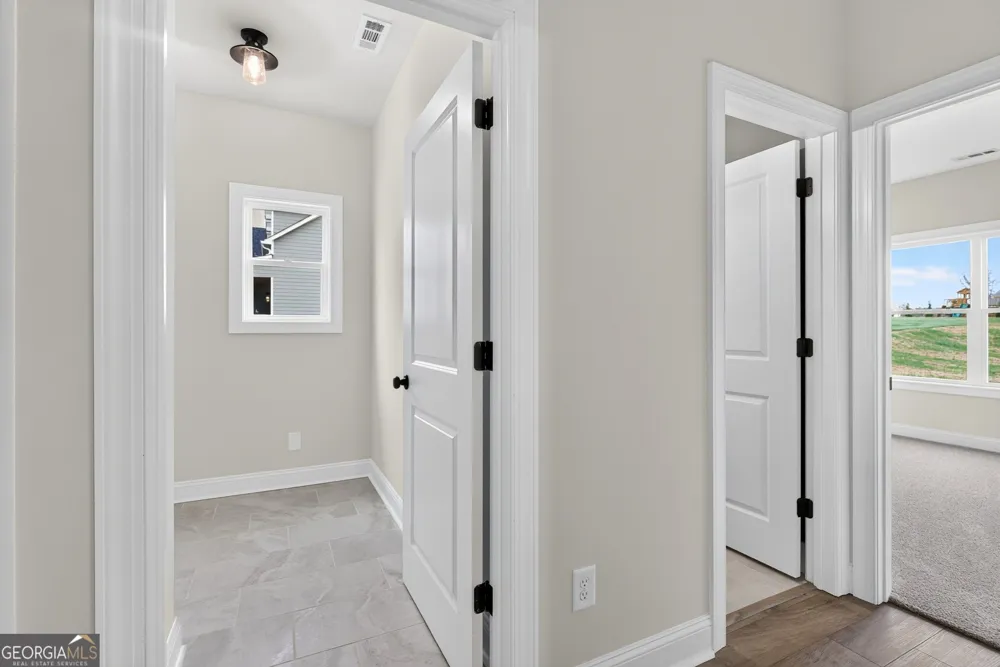 88 Conner LN Williamson, GA 30292