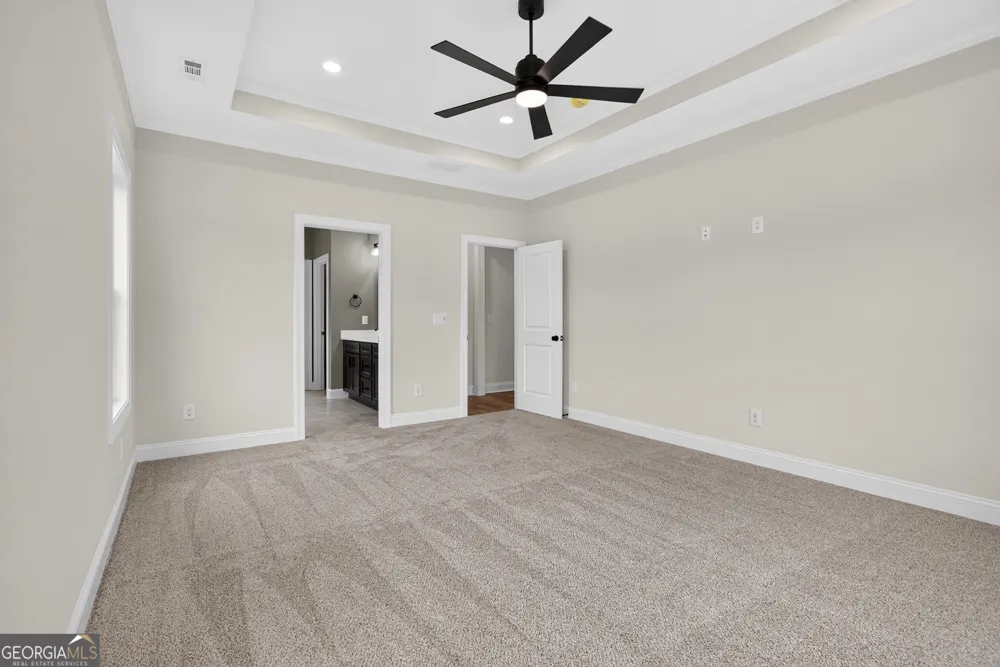 88 Conner LN Williamson, GA 30292