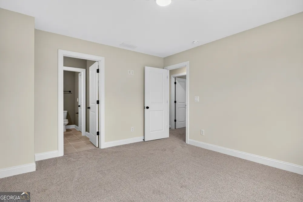 88 Conner LN Williamson, GA 30292