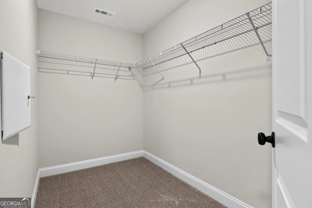 88 Conner LN Williamson, GA 30292