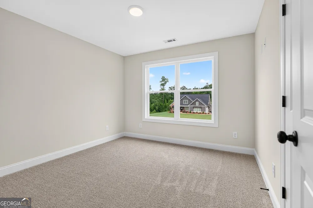 88 Conner LN Williamson, GA 30292