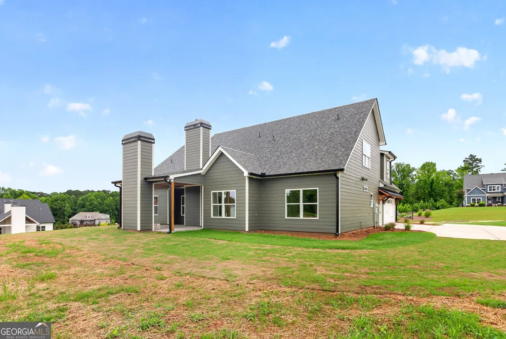88 Conner LN Williamson, GA 30292