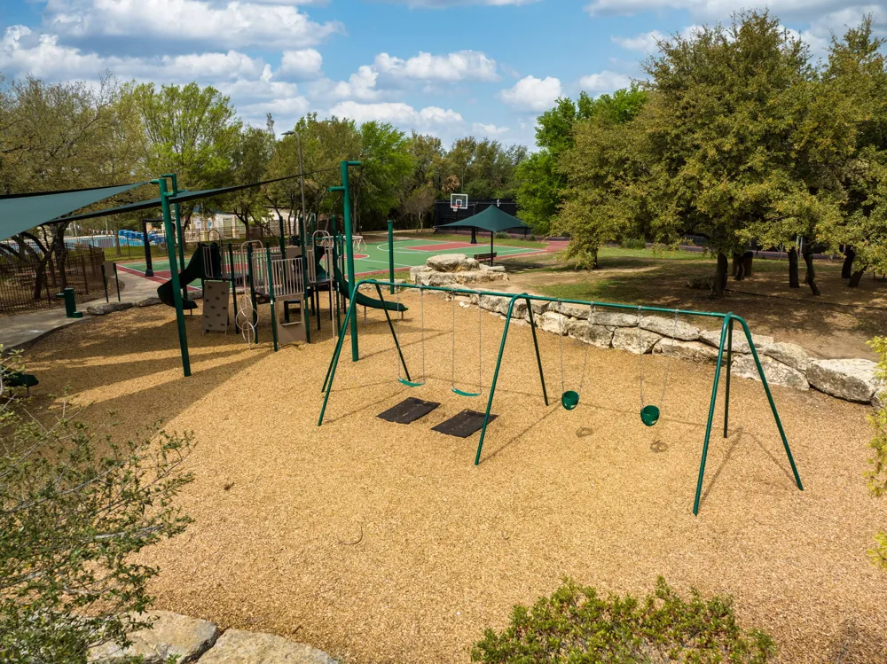 12816 Majestic Oaks Drive Austin, TX 78732