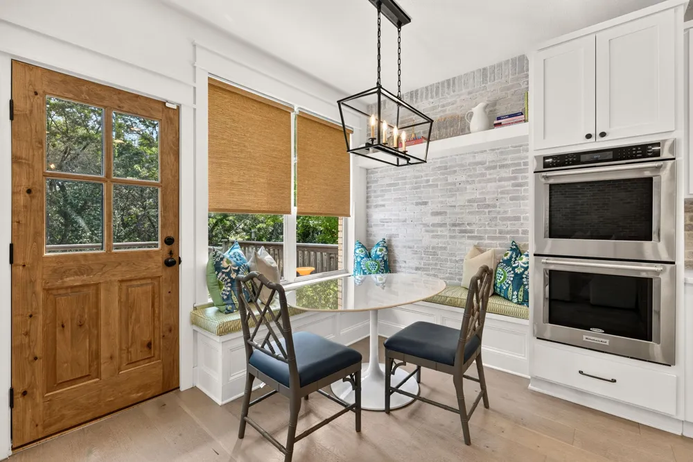 12816 Majestic Oaks Drive Austin, TX 78732
