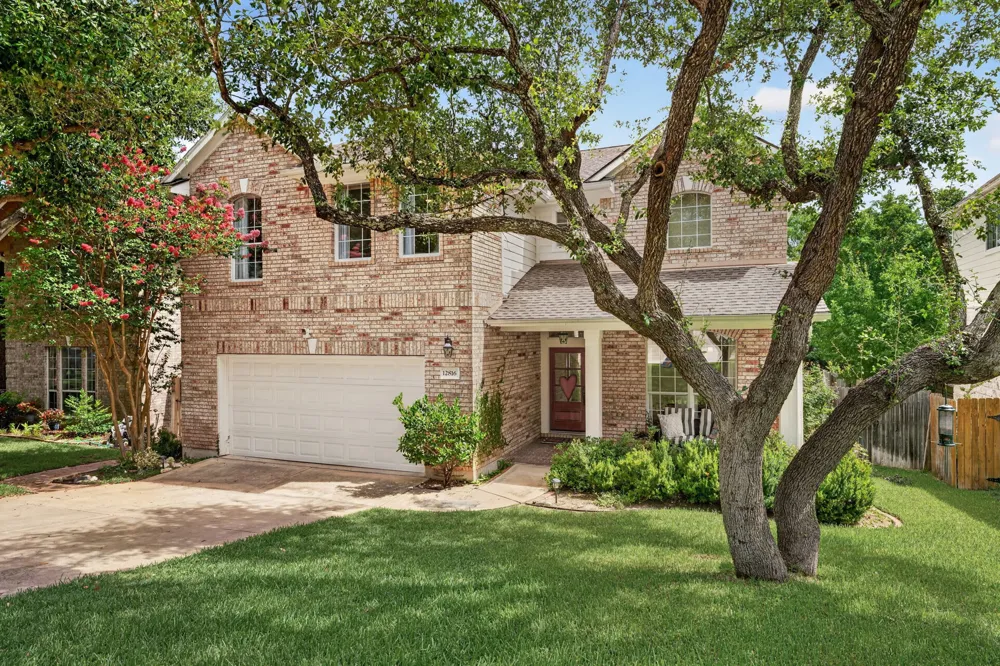 12816 Majestic Oaks Drive Austin, TX 78732