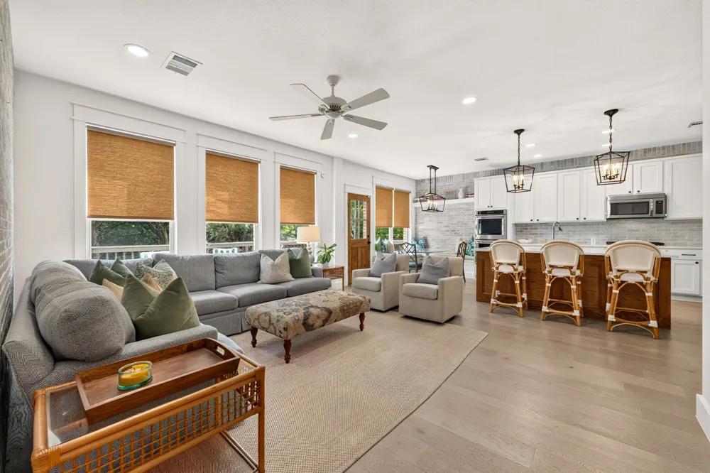 12816 Majestic Oaks Drive Austin, TX 78732