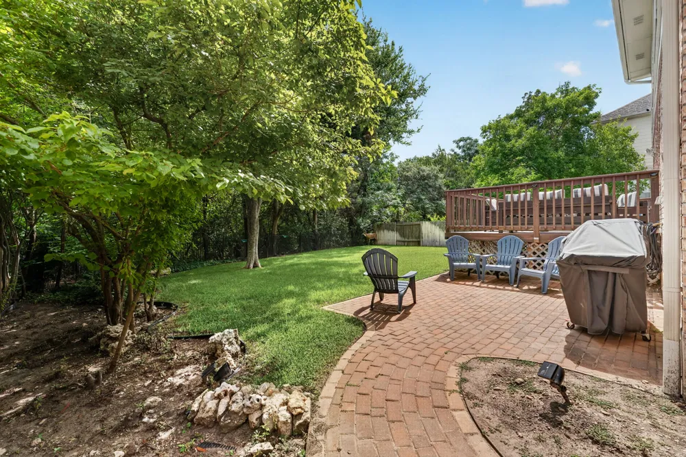 12816 Majestic Oaks Drive Austin, TX 78732