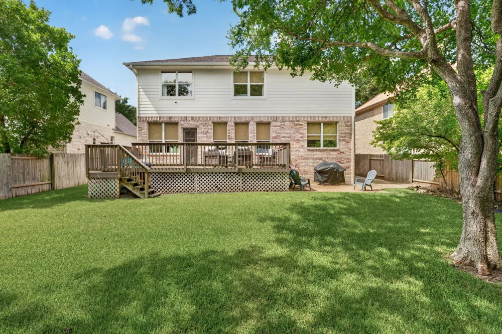 12816 Majestic Oaks Drive Austin, TX 78732