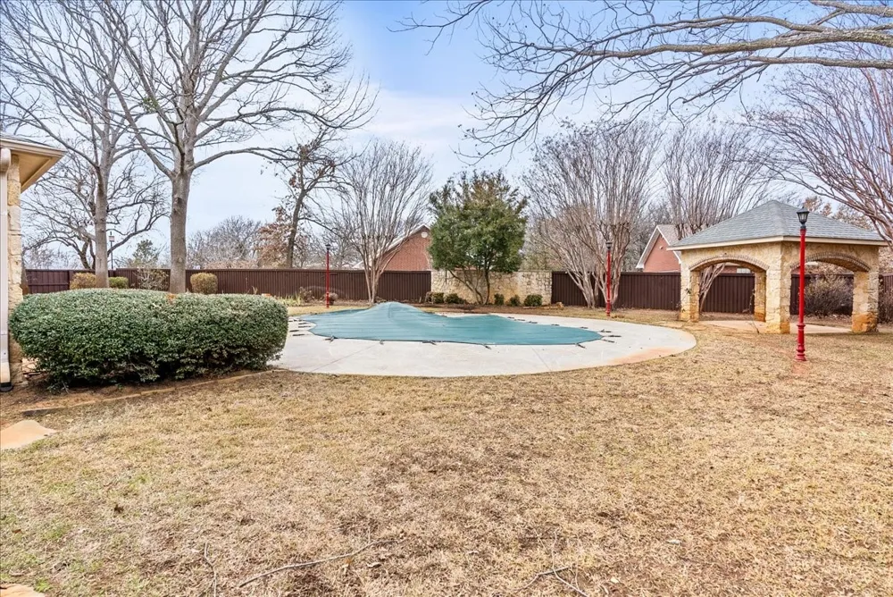 900 Amethyst Drive Oak Point, TX 75068