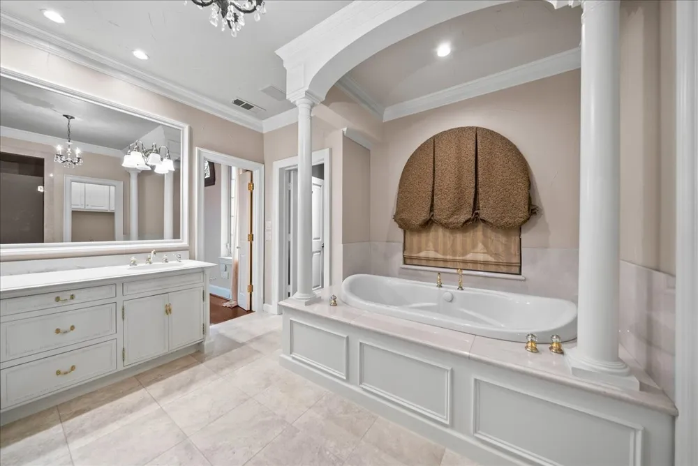900 Amethyst Drive Oak Point, TX 75068