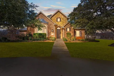 900 Amethyst Drive