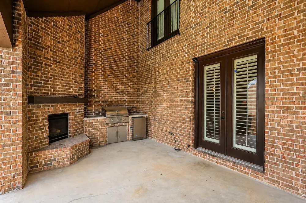 812 Cross Timbers Drive Keller, TX 76248