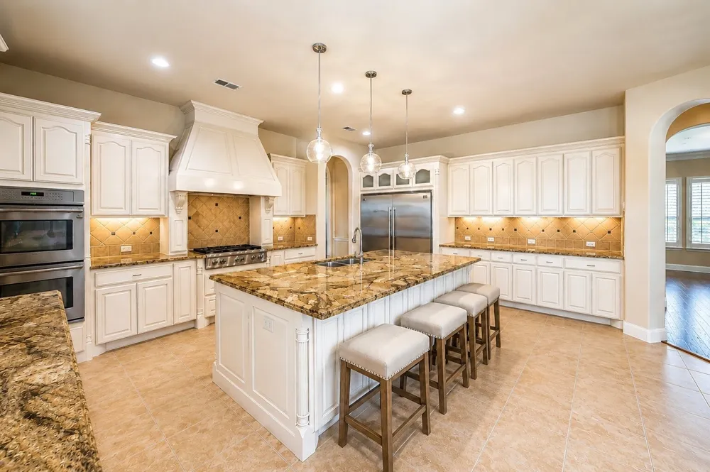 812 Cross Timbers Drive Keller, TX 76248