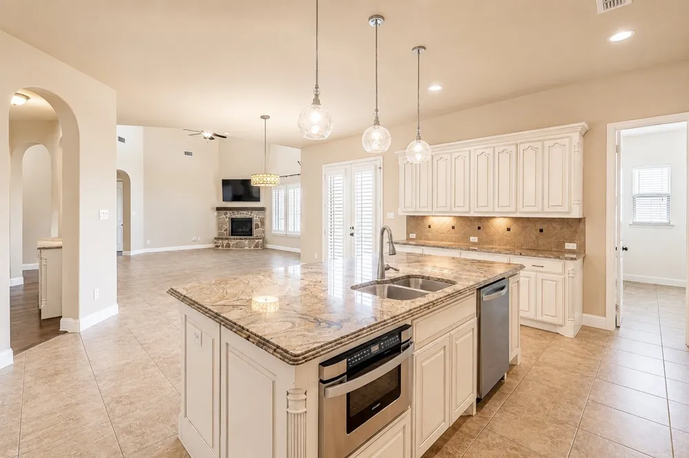 812 Cross Timbers Drive Keller, TX 76248
