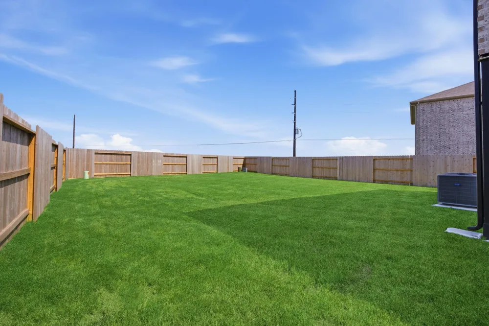 13731 Olympic River Lane Iowa Colony, TX 77583