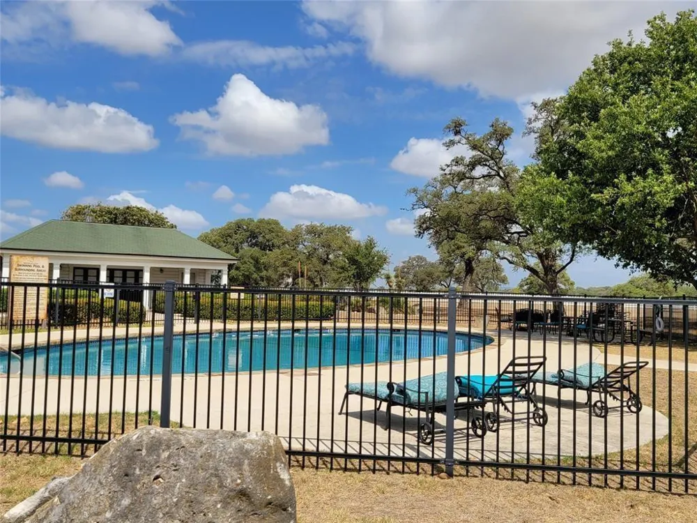 530 Buckskin Trail Bandera, TX 78003