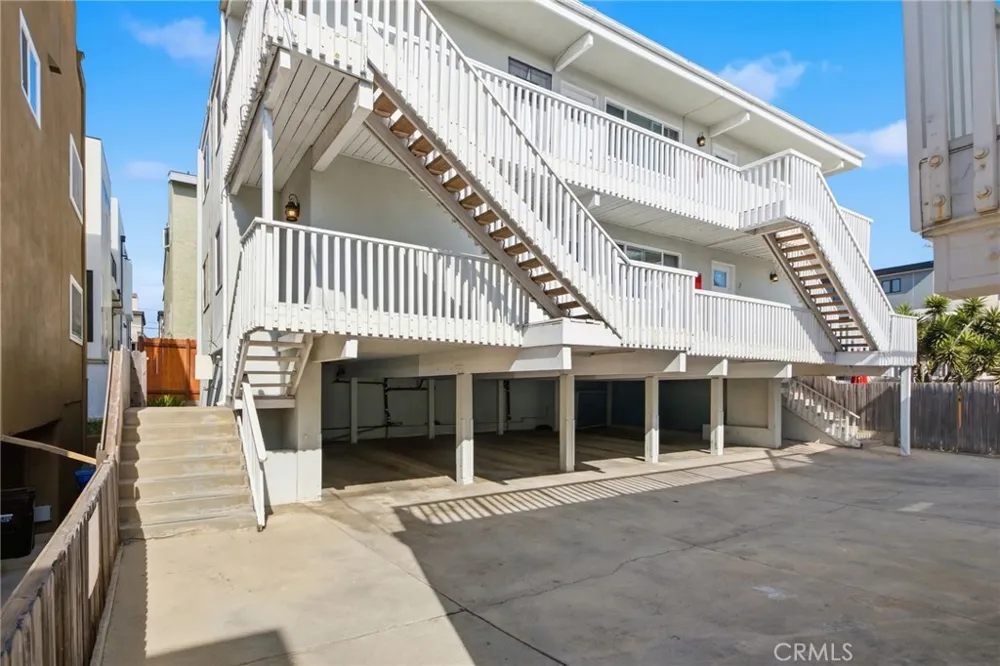 838 Cypress Hermosa Beach, CA 90254