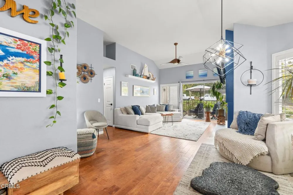 7054 Paseo Encantada Camarillo, CA 93012