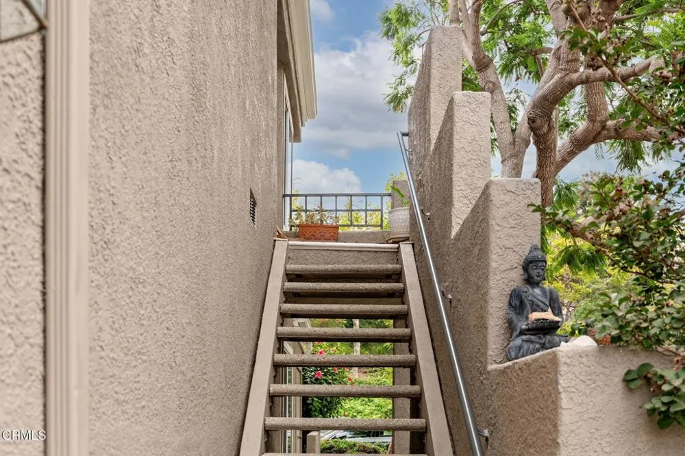 7054 Paseo Encantada Camarillo, CA 93012