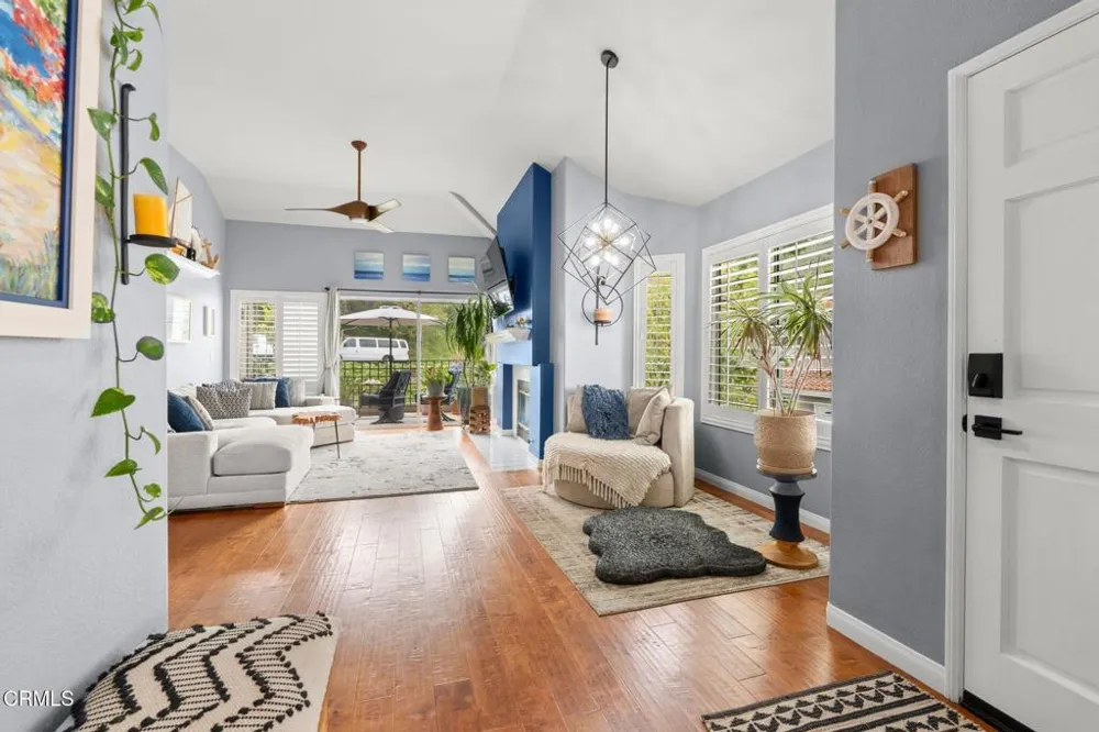 7054 Paseo Encantada Camarillo, CA 93012