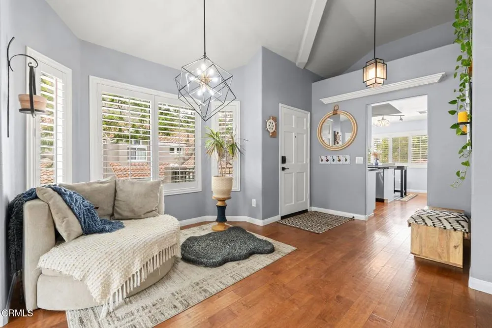 7054 Paseo Encantada Camarillo, CA 93012