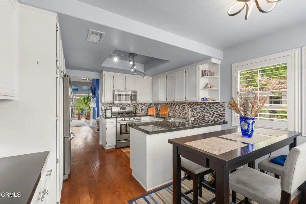 7054 Paseo Encantada Camarillo, CA 93012