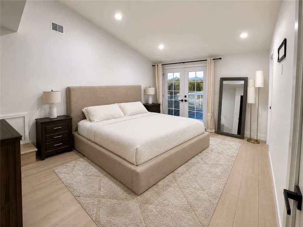 4301 Cezanne Avenue Woodland Hills, CA 91364