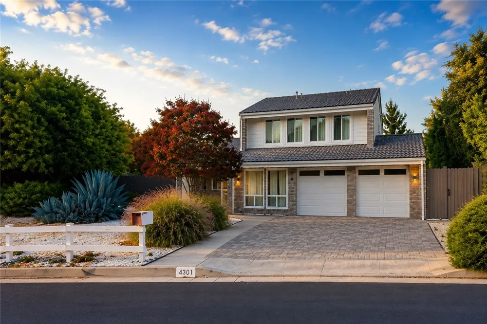 4301 Cezanne Avenue Woodland Hills, CA 91364