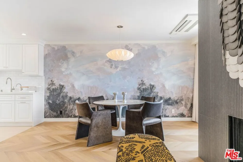 15480 Antioch Street #300A Pacific Palisades, CA 90272
