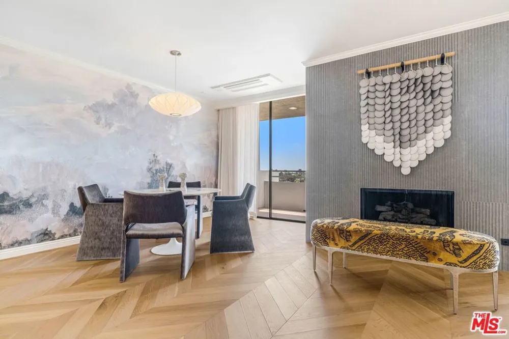 15480 Antioch Street #300A Pacific Palisades, CA 90272