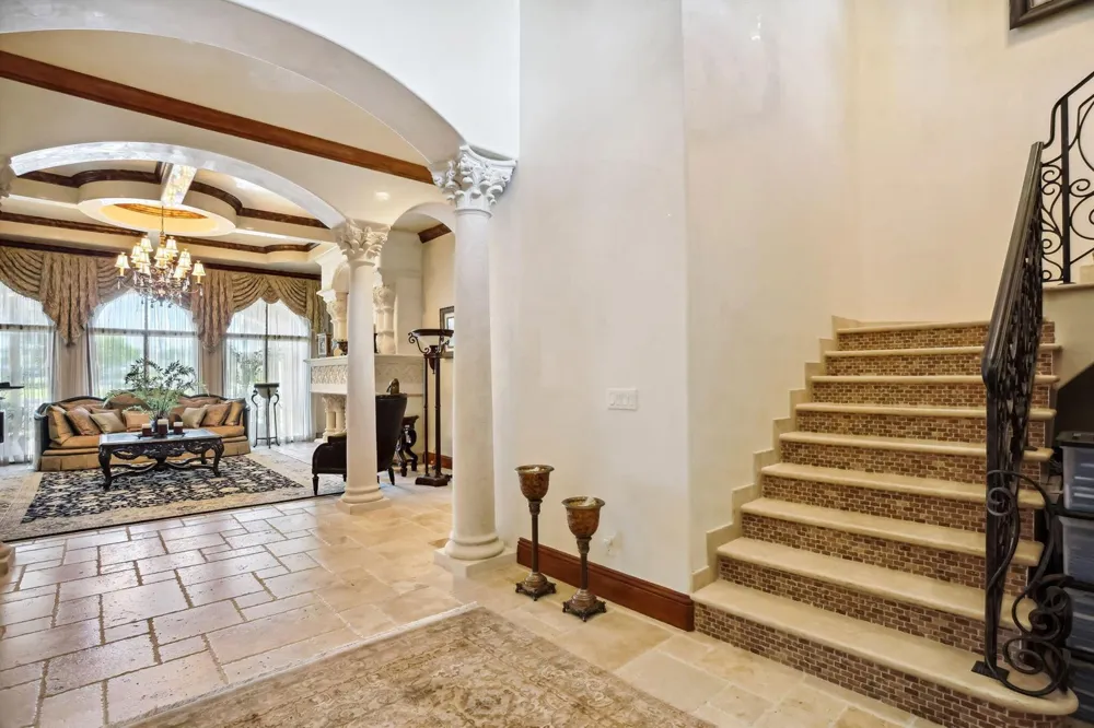 3870 NE 31st Avenue Lighthouse Point, FL 33064