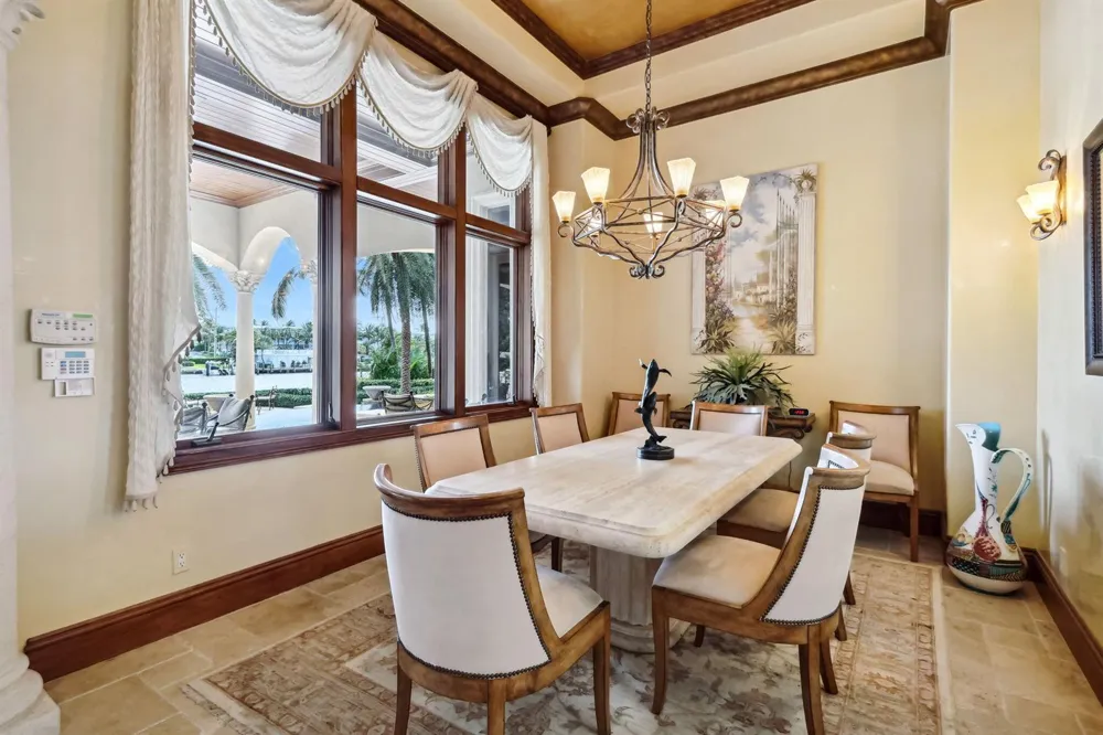 3870 NE 31st Avenue Lighthouse Point, FL 33064