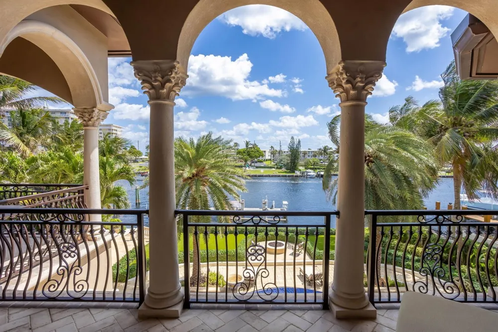 3870 NE 31st Avenue Lighthouse Point, FL 33064