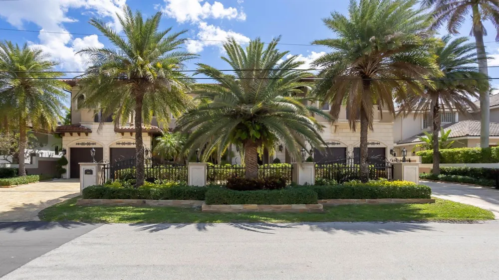 3870 NE 31st Avenue Lighthouse Point, FL 33064