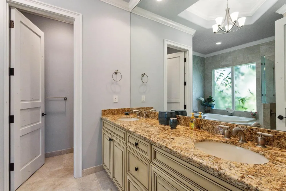 3870 NE 31st Avenue Lighthouse Point, FL 33064