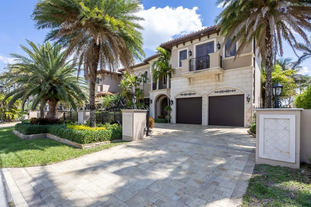 3870 NE 31st Avenue Lighthouse Point, FL 33064