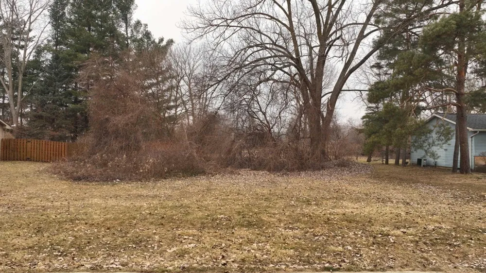 3303 Sun Valley Drive Bridgeport Charter Township, MI 48601