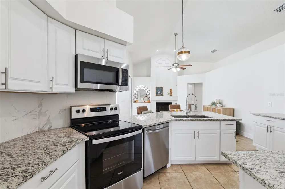 1017 TURTLE CREEK DRIVE Oviedo, FL 32765