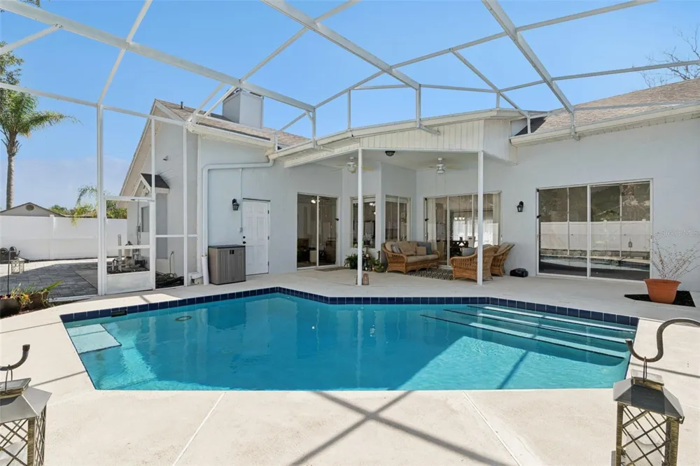 1017 TURTLE CREEK DRIVE Oviedo, FL 32765