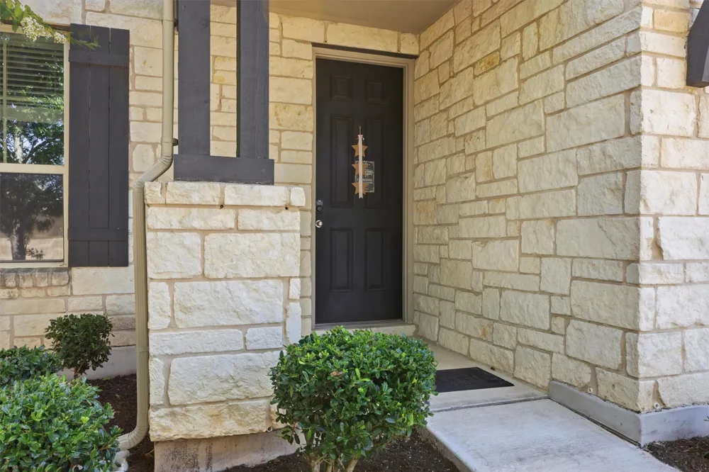 212 Russet Trail Georgetown, TX 78628