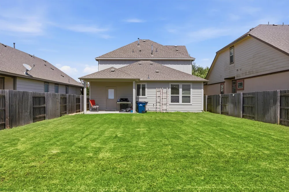212 Russet Trail Georgetown, TX 78628