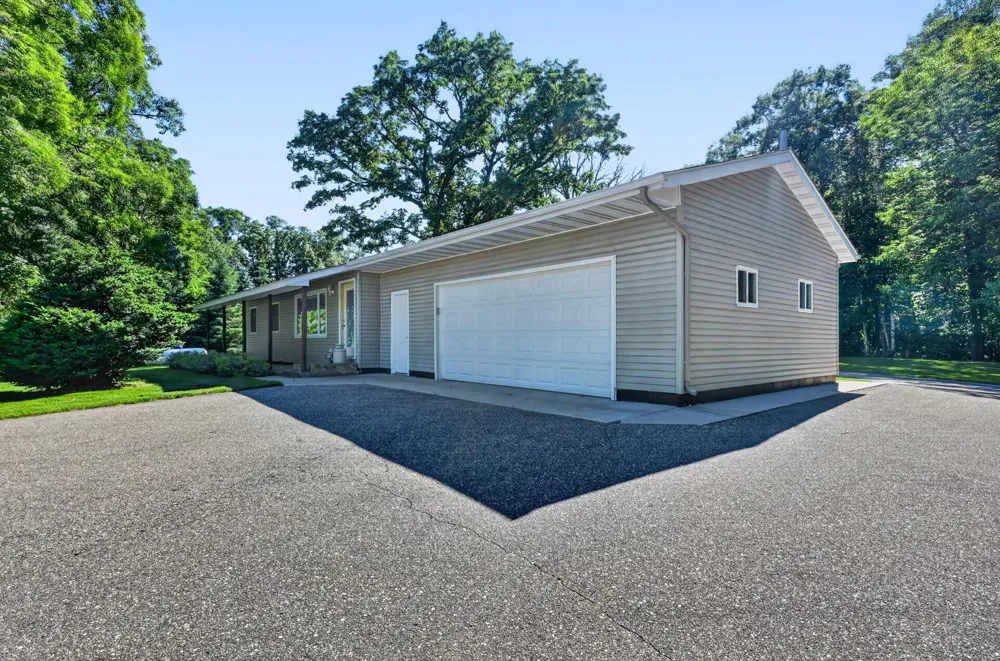 32067 County 3 Eagle Bend, MN 56446