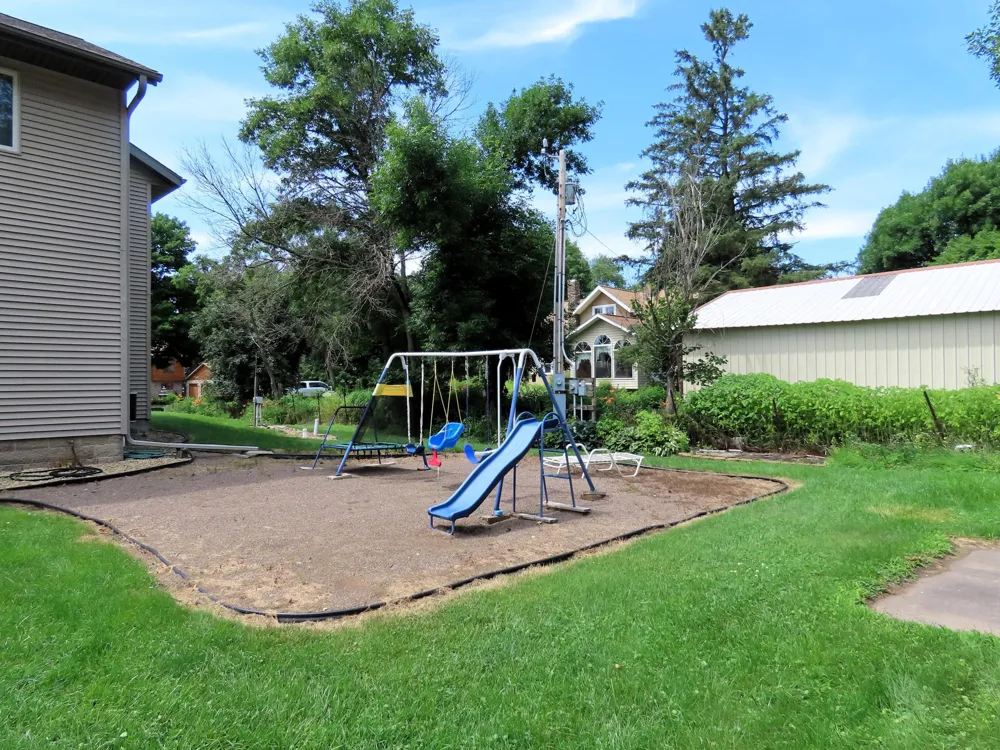 39512 92nd Avenue Onamia, MN 56359